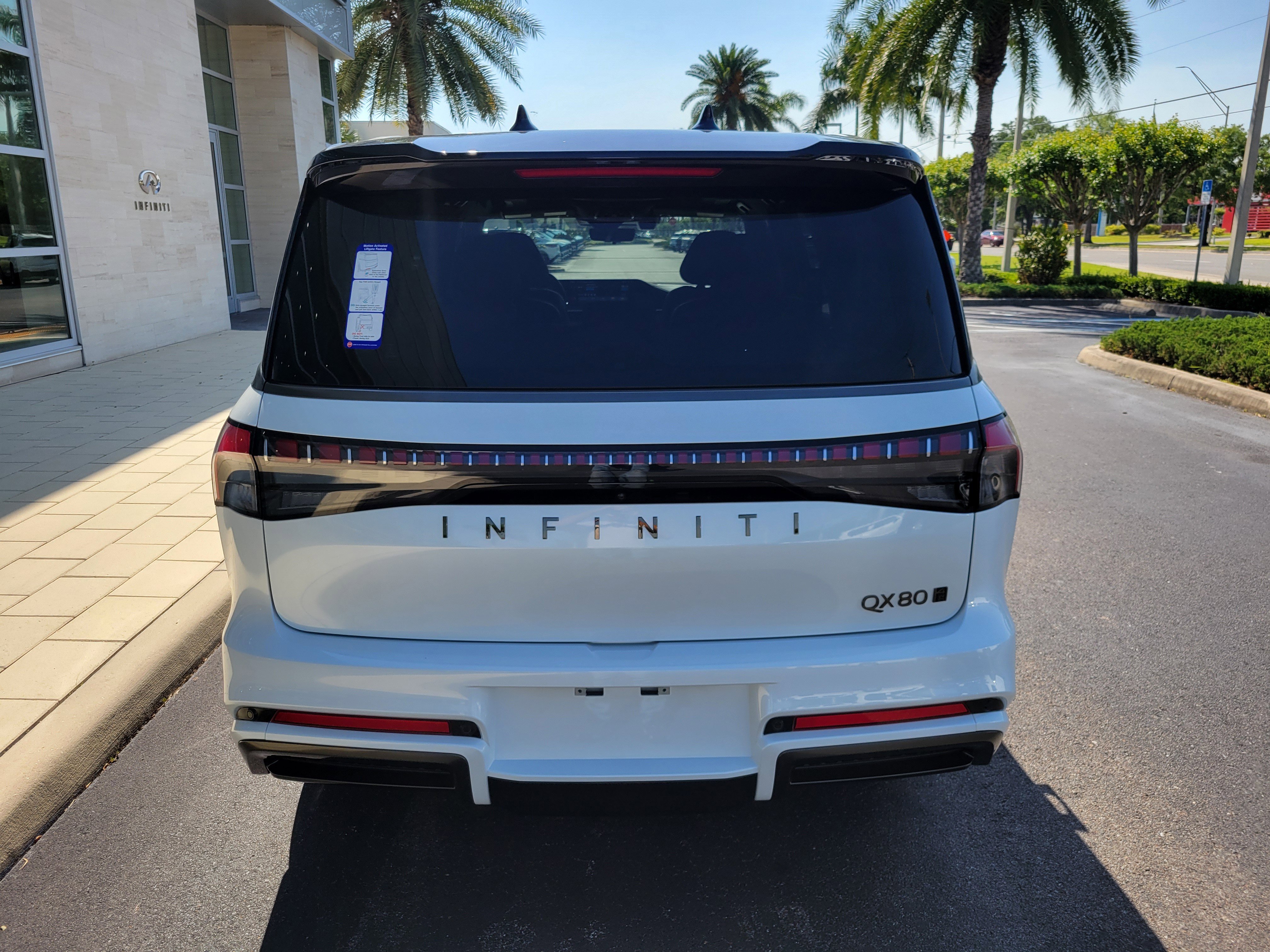 New 2026 INFINITI QX80 Autograph AWD/4WD image 5
