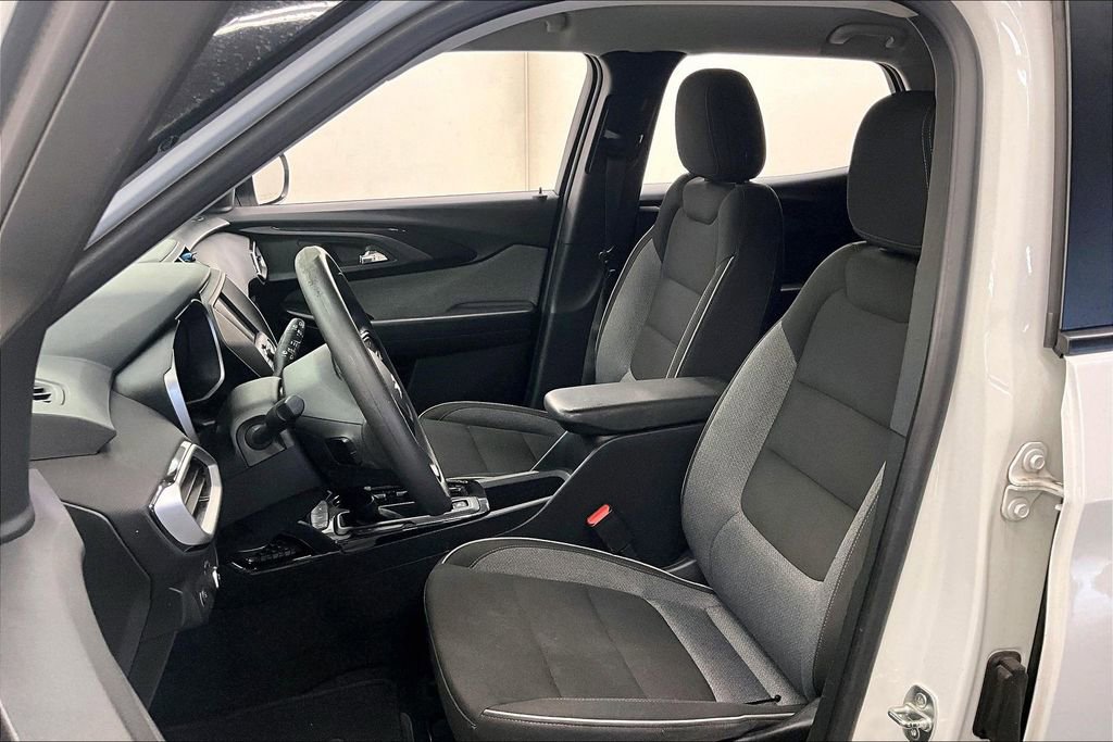 Used 2023 Chevrolet TrailBlazer LS FWD image 20