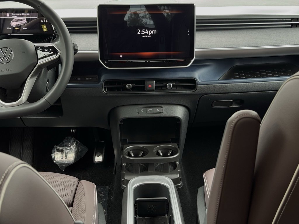 New 2025 Volkswagen ID. Buzz Pro S Plus image 33