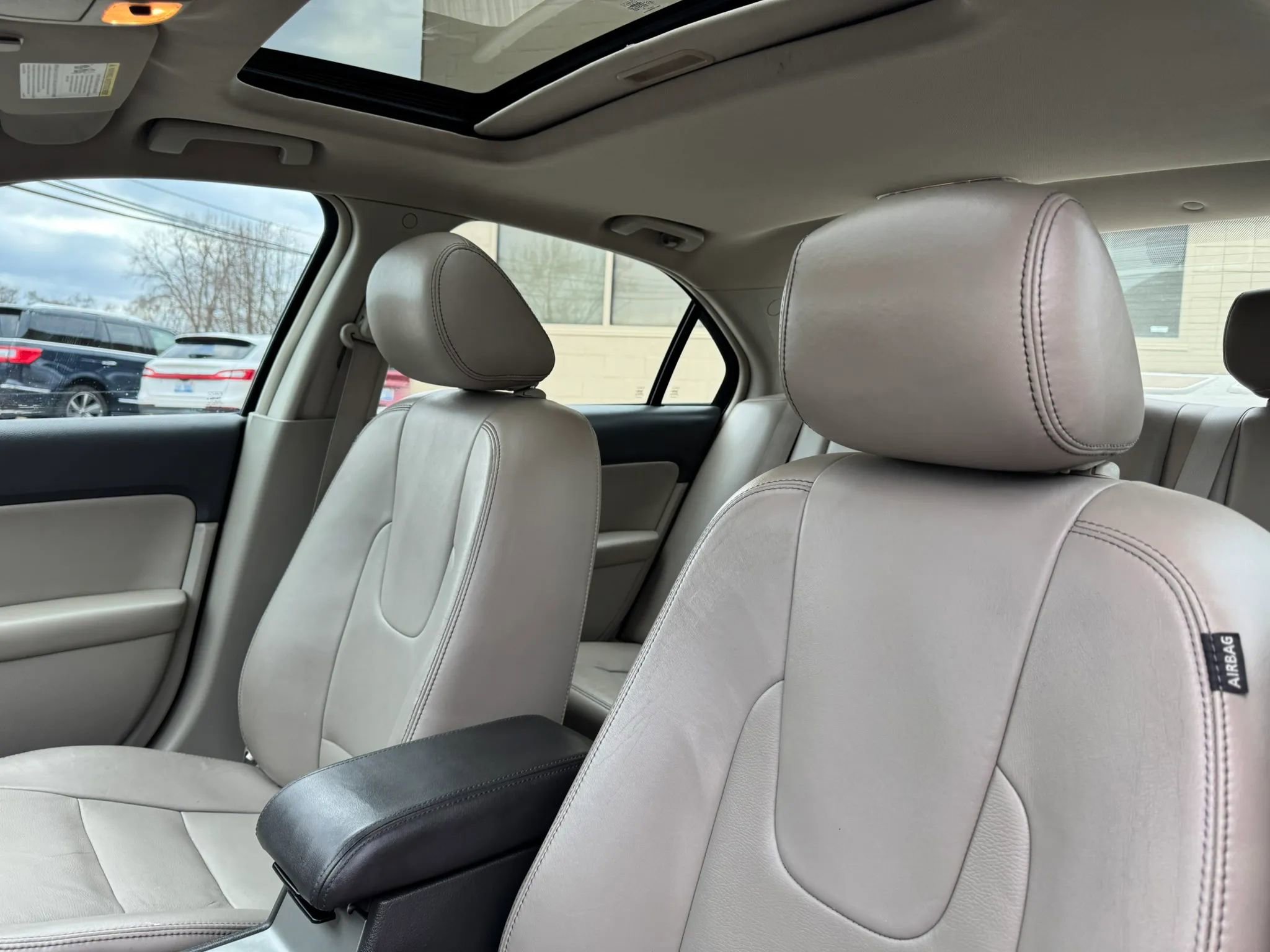 Used 2011 Ford Fusion Hybrid w/ 502A Rapid Spec Order Code image 23