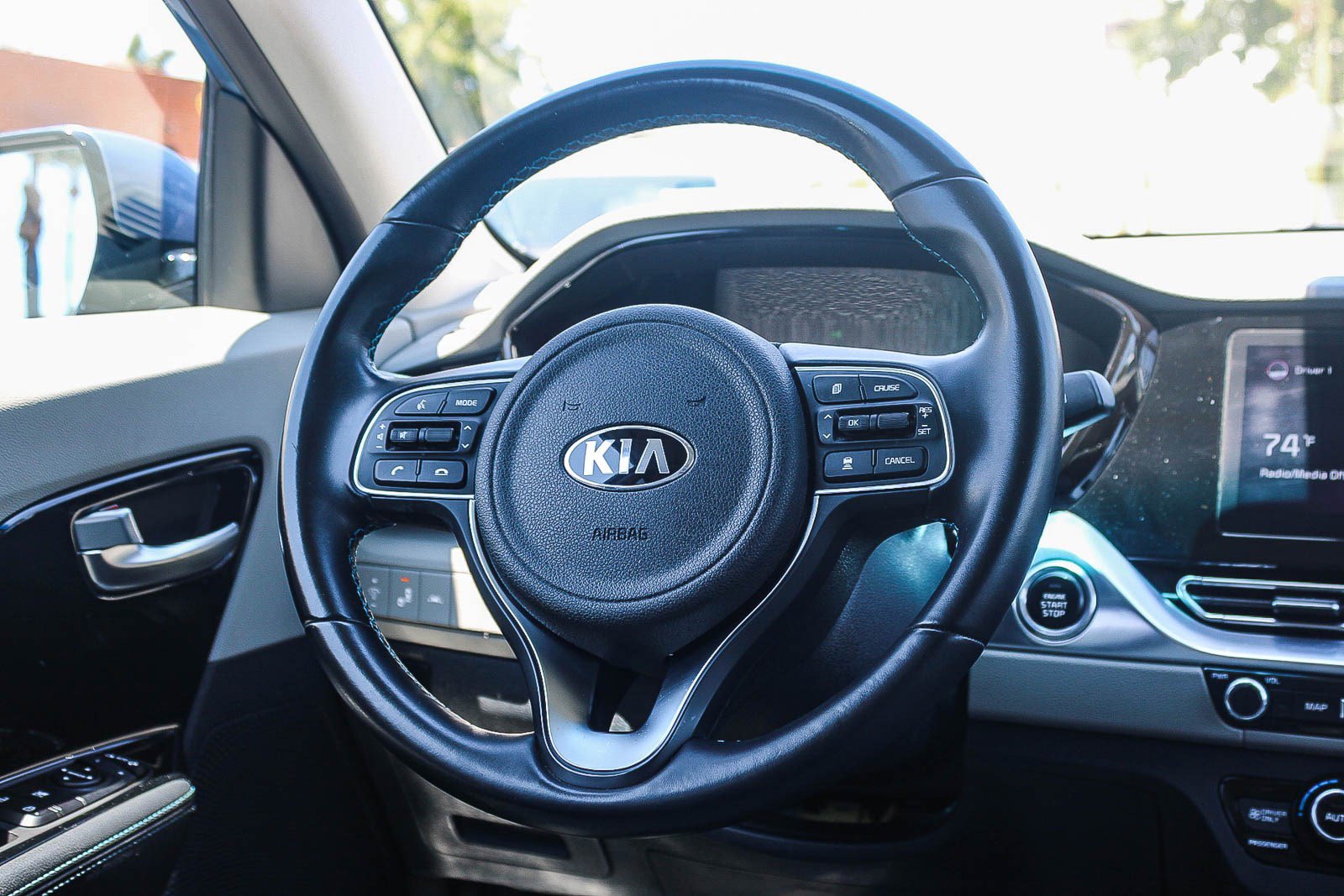 Used 2021 Kia Niro FWD image 16
