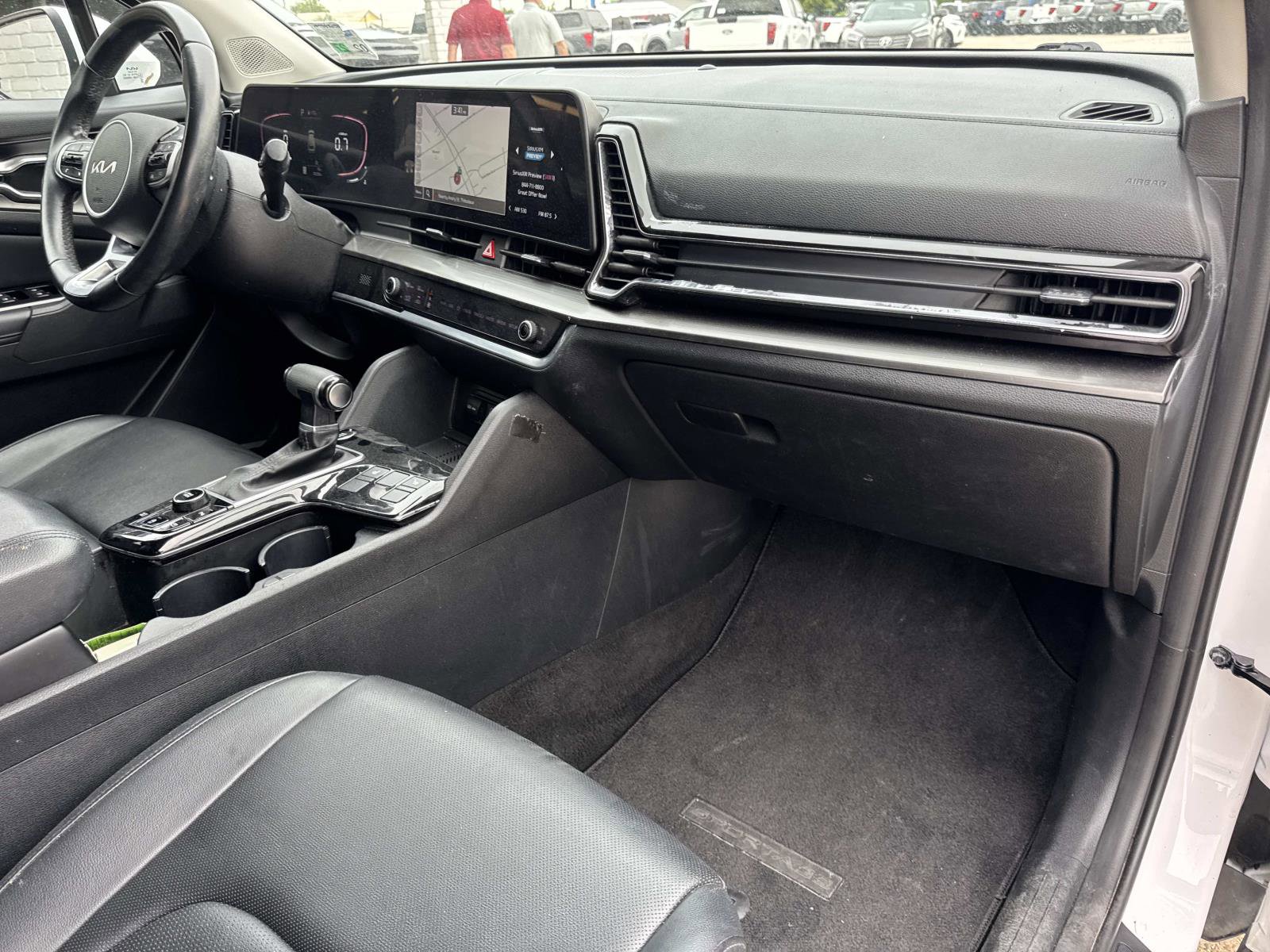 Used 2023 Kia Sportage EX FWD image 12
