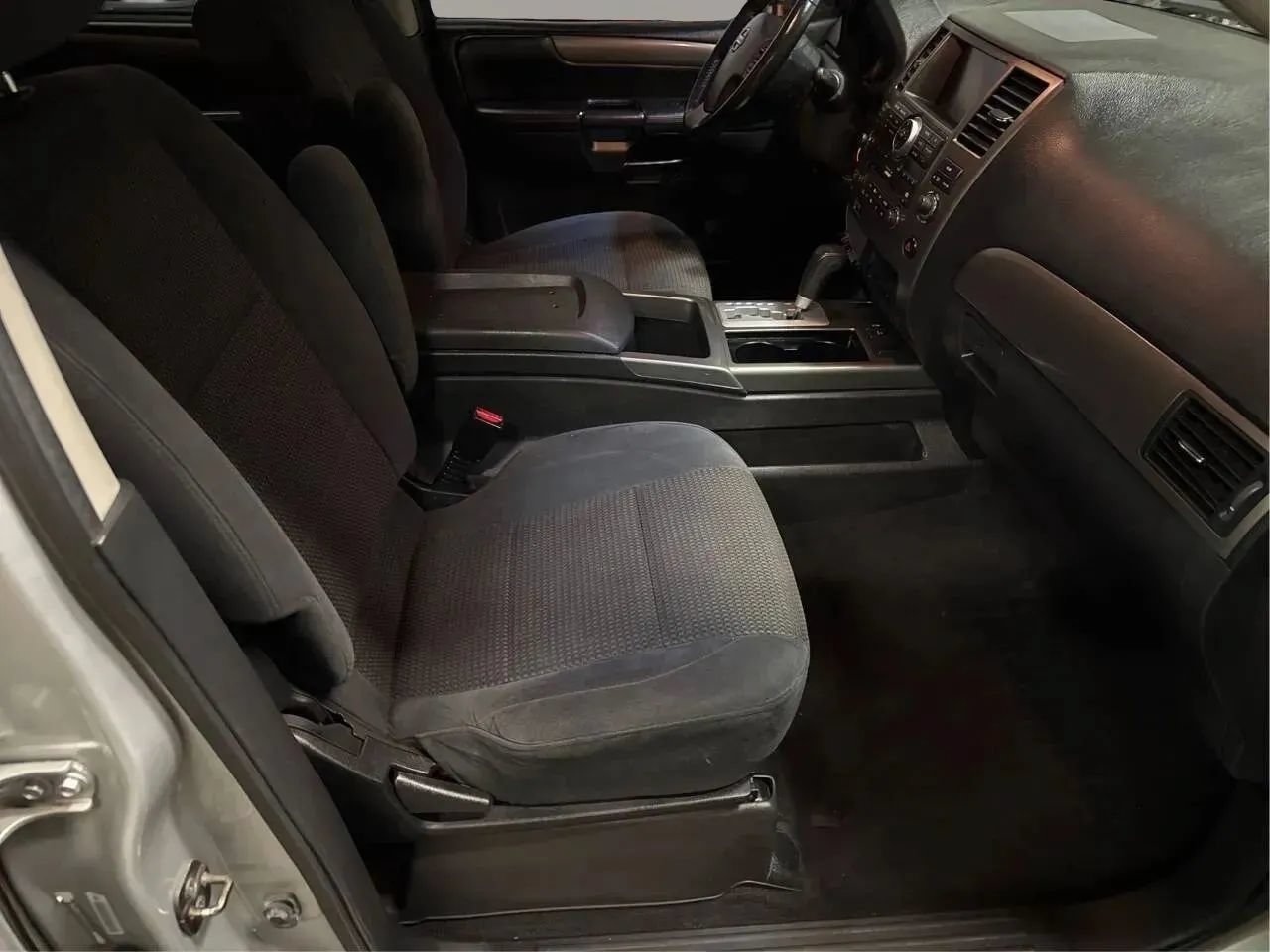 Used 2012 Nissan Armada SV AWD/4WD image 11