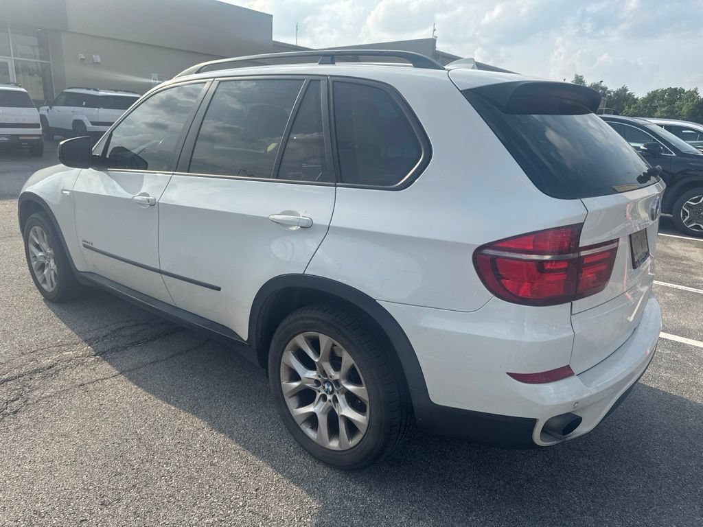 Used 2011 BMW X5 xDrive35i AWD/4WD image 2