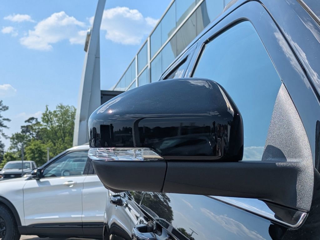 New 2026 Ford Expedition Max Active RWD image 11