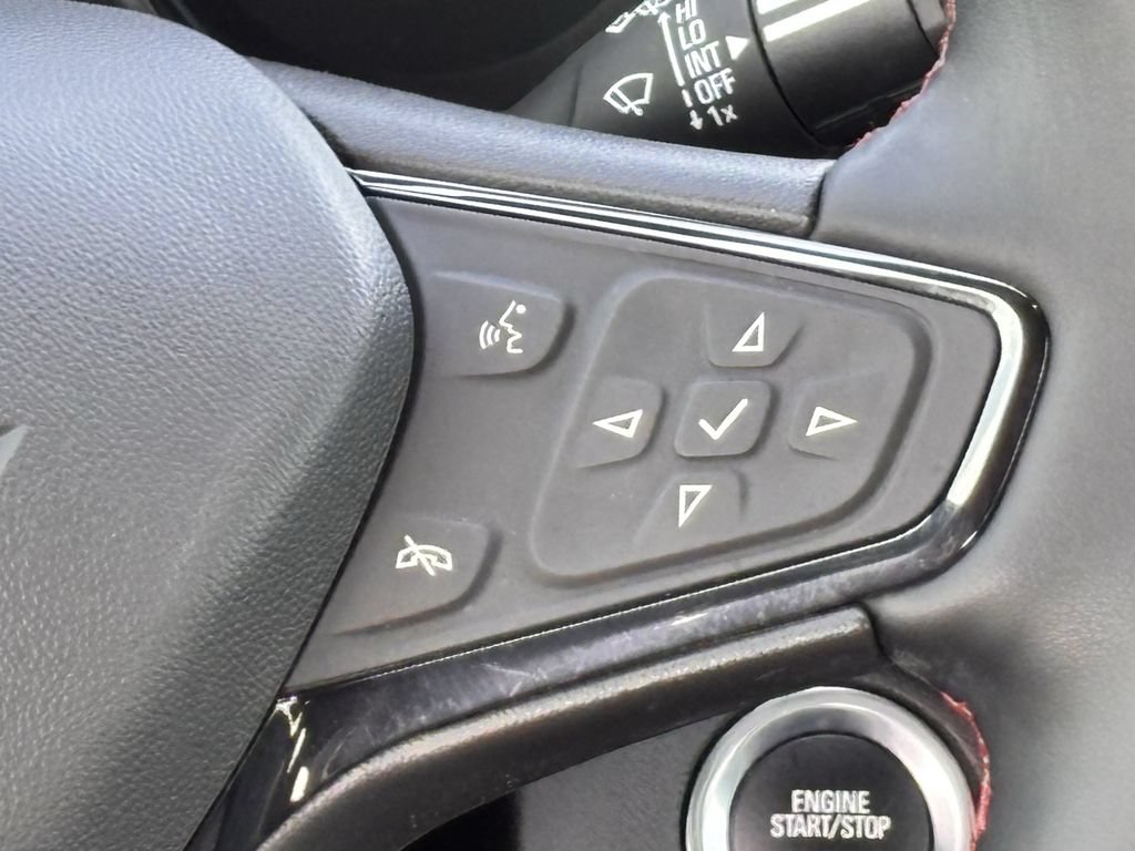 Used 2024 Chevrolet Equinox RS FWD image 11