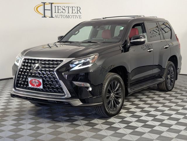 Used 2022 Lexus GX 460 Premium w/ Accessory Package image 4