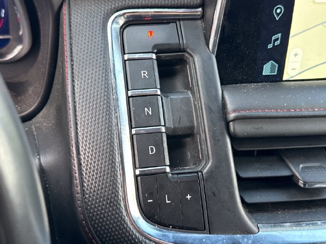 Used 2024 Chevrolet Tahoe RST w/ Luxury Package AWD/4WD image 35