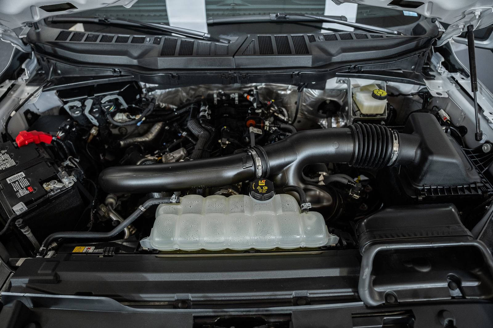 Certified 2024 Ford F150 Lariat AWD/4WD image 25