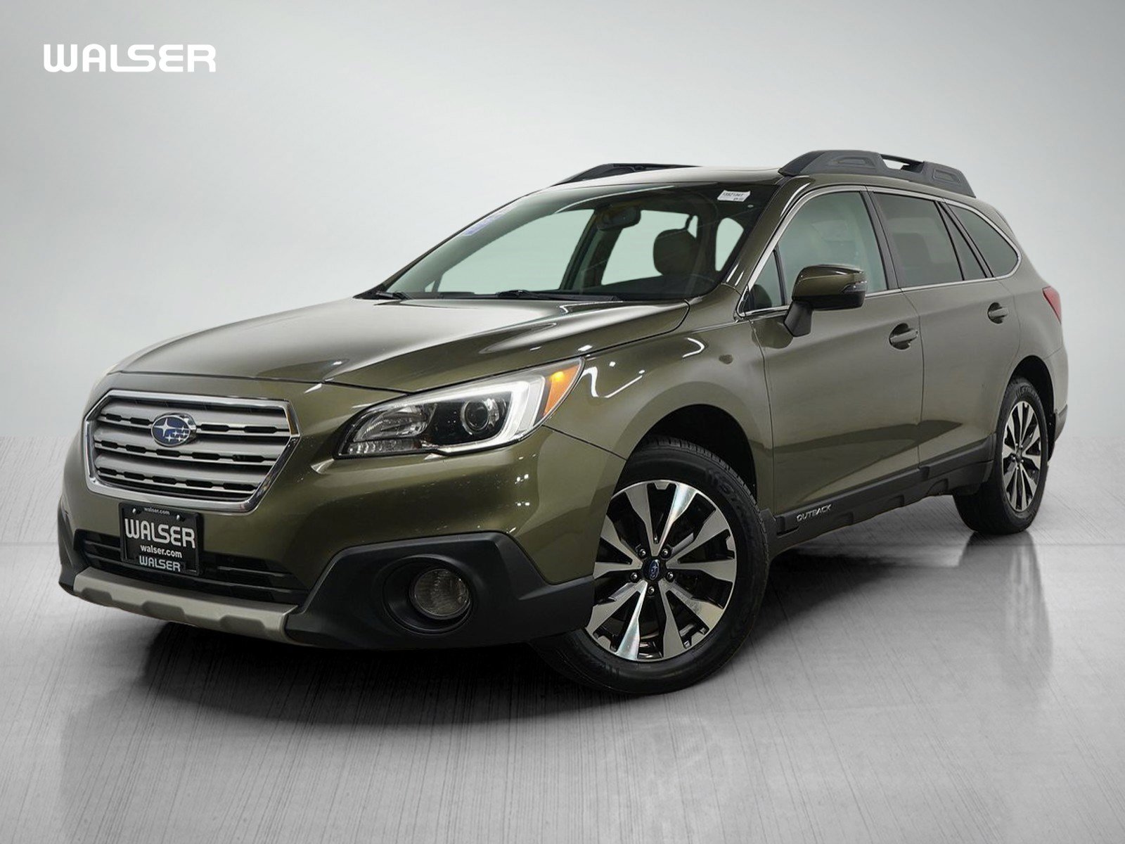 Used 2015 Subaru Outback 2.5i Limited image 1