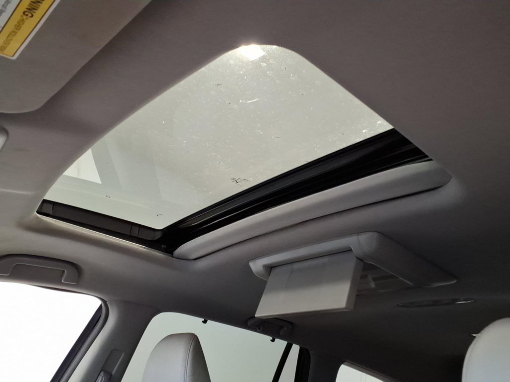 Used 2017 Honda Pilot Touring image 26
