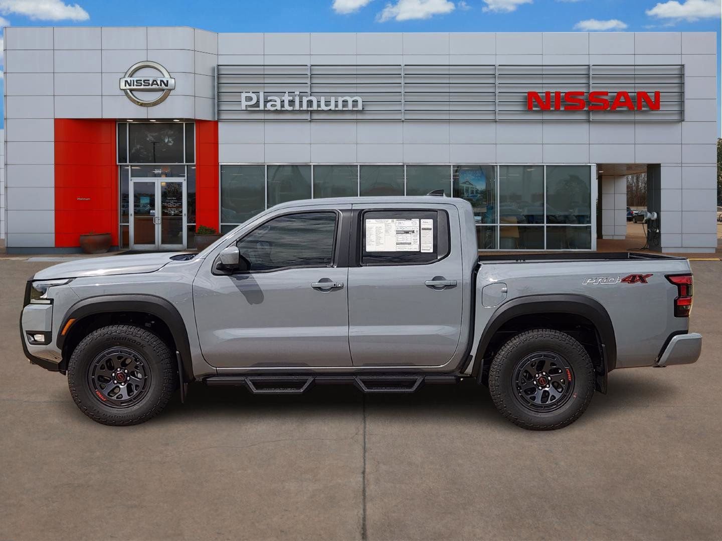 New 2026 Nissan Frontier PRO-4X w/ Pro-4x Convenience Package image 3