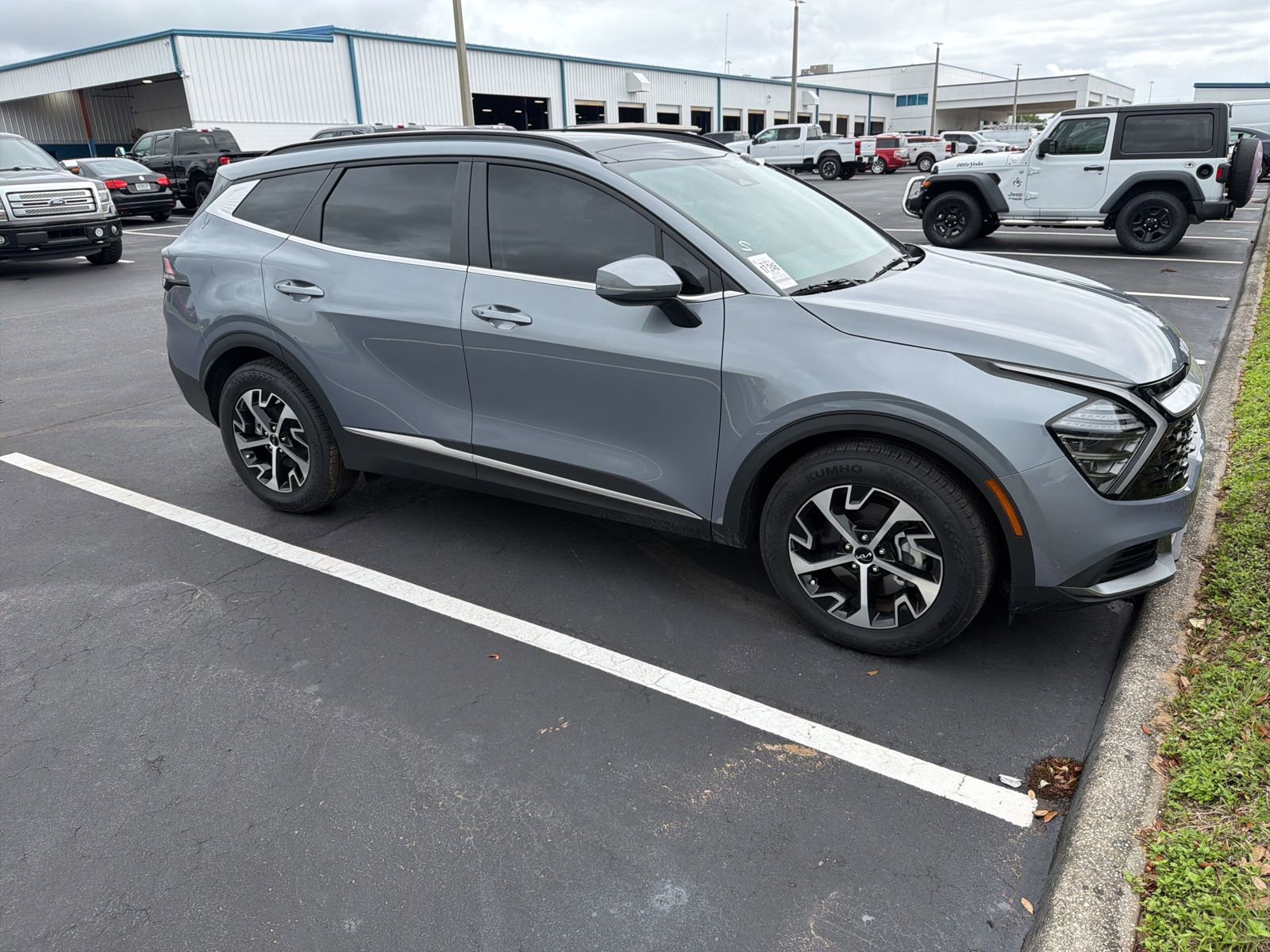 Used 2025 Kia Sportage EX w/ Premium Package