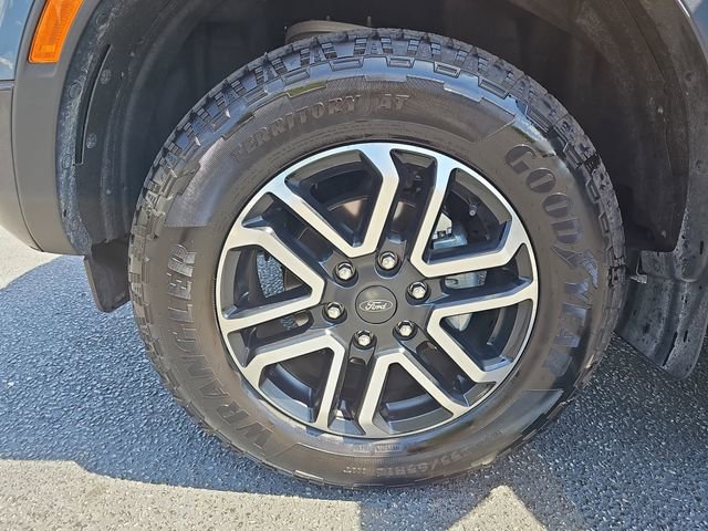 Used 2025 Ford Ranger Lariat w/ FX4 Off-Road Package image 33