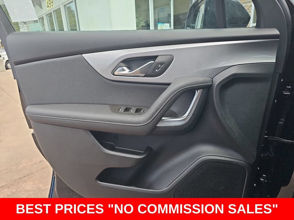 New 2026 Chevrolet Blazer LT w/ Midnight/Sport Edition FWD image 26