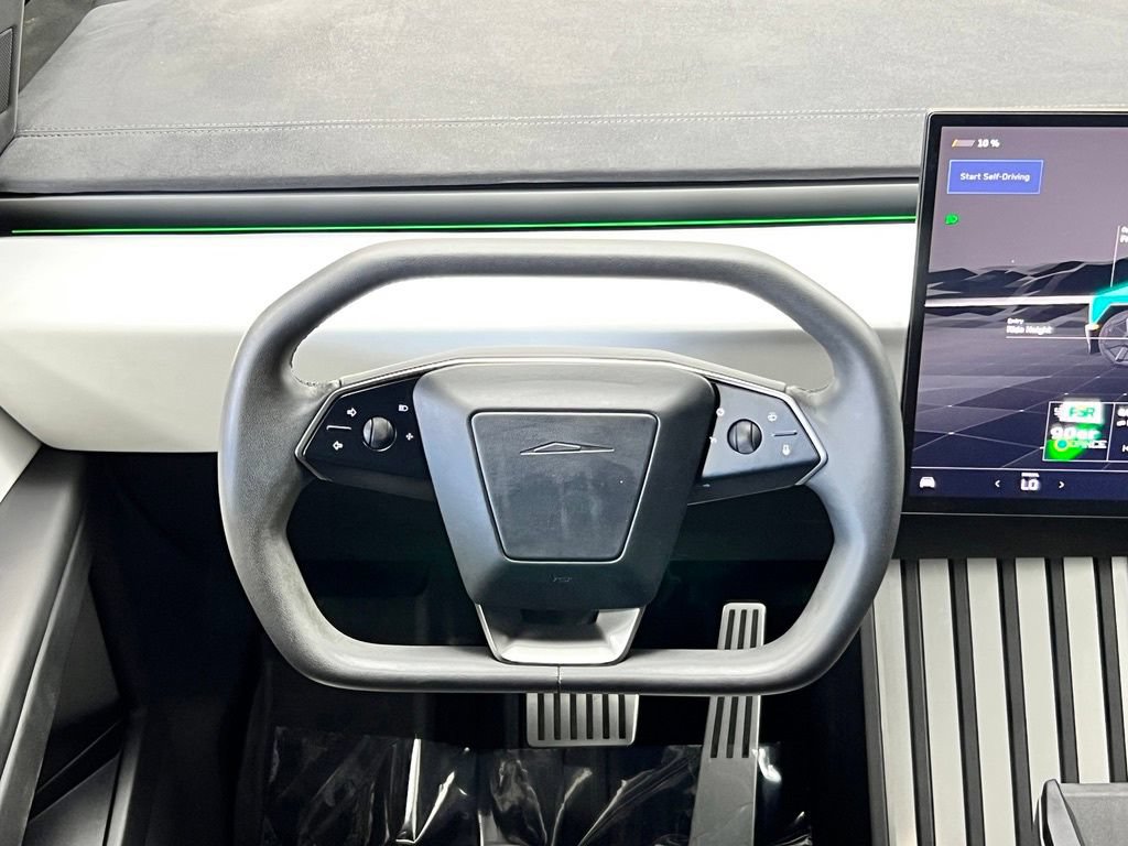 Used 2024 Tesla Cybertruck Cyberbeast AWD/4WD image 27