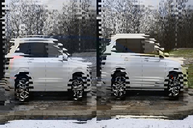 Used 2020 Cadillac XT6 Premium Luxury image 4