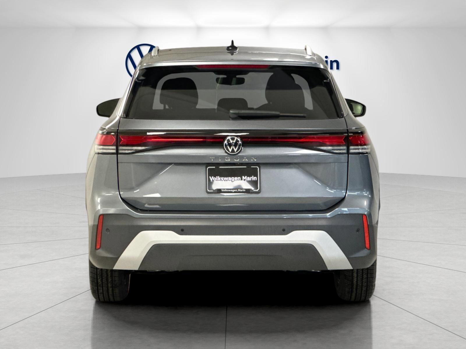New 2026 Volkswagen Tiguan S FWD image 4