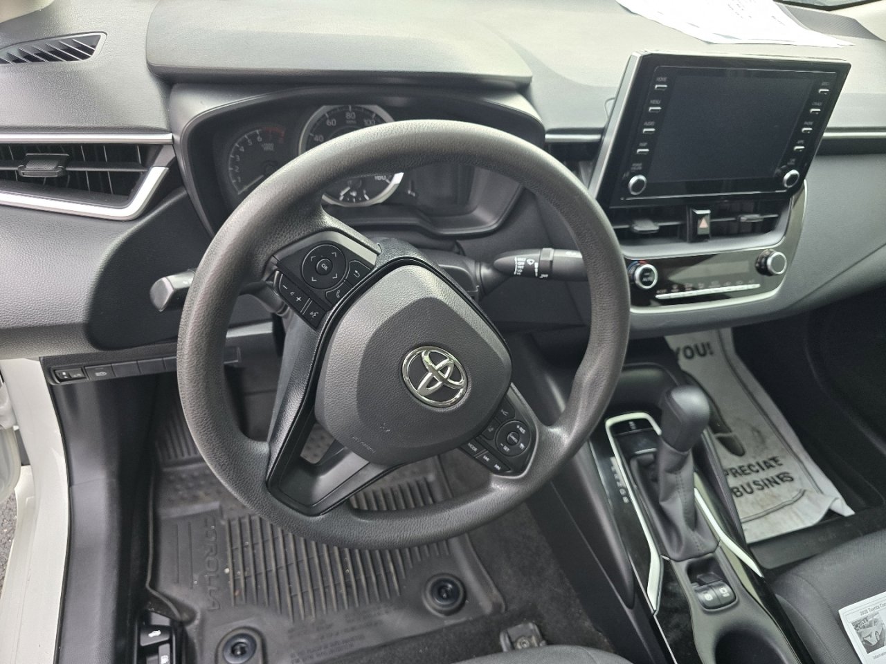Used 2020 Toyota Corolla LE image 18