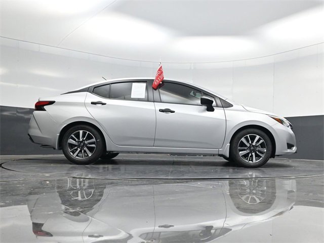 Used 2025 Nissan Versa S w/ S Plus Package image 48