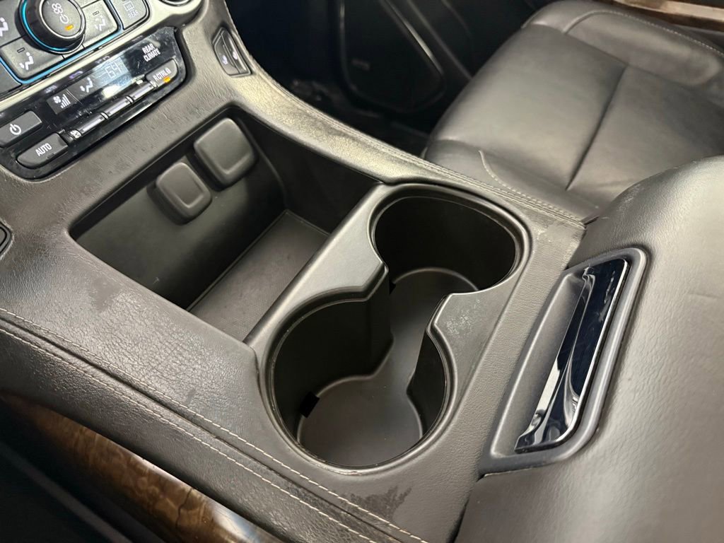 Used 2016 Chevrolet Suburban LT AWD/4WD image 36