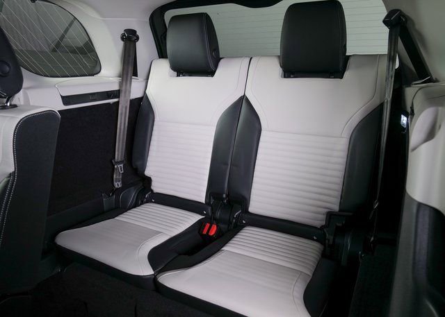 New 2026 Land Rover Discovery Dynamic SE AWD/4WD image 21