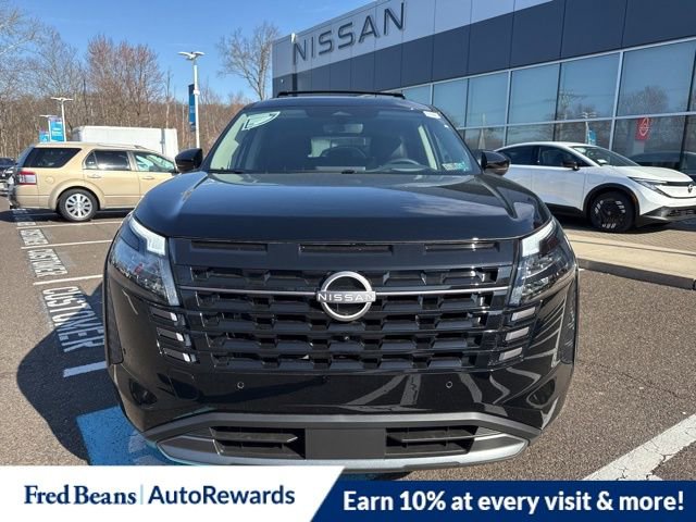 New 2026 Nissan Pathfinder Platinum w/ Cargo Package image 3