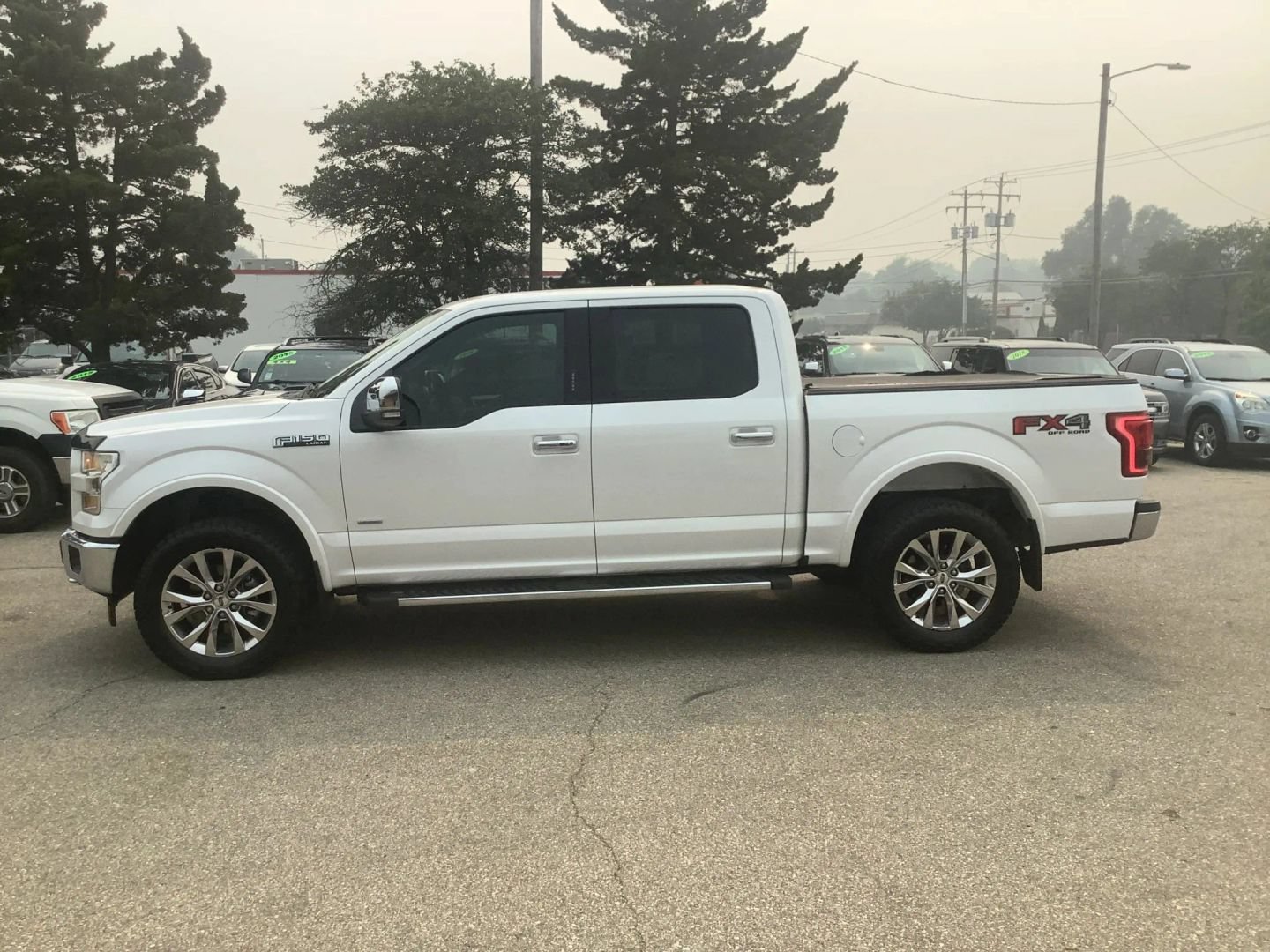 Used 2017 Ford F150 Lariat AWD/4WD image 4