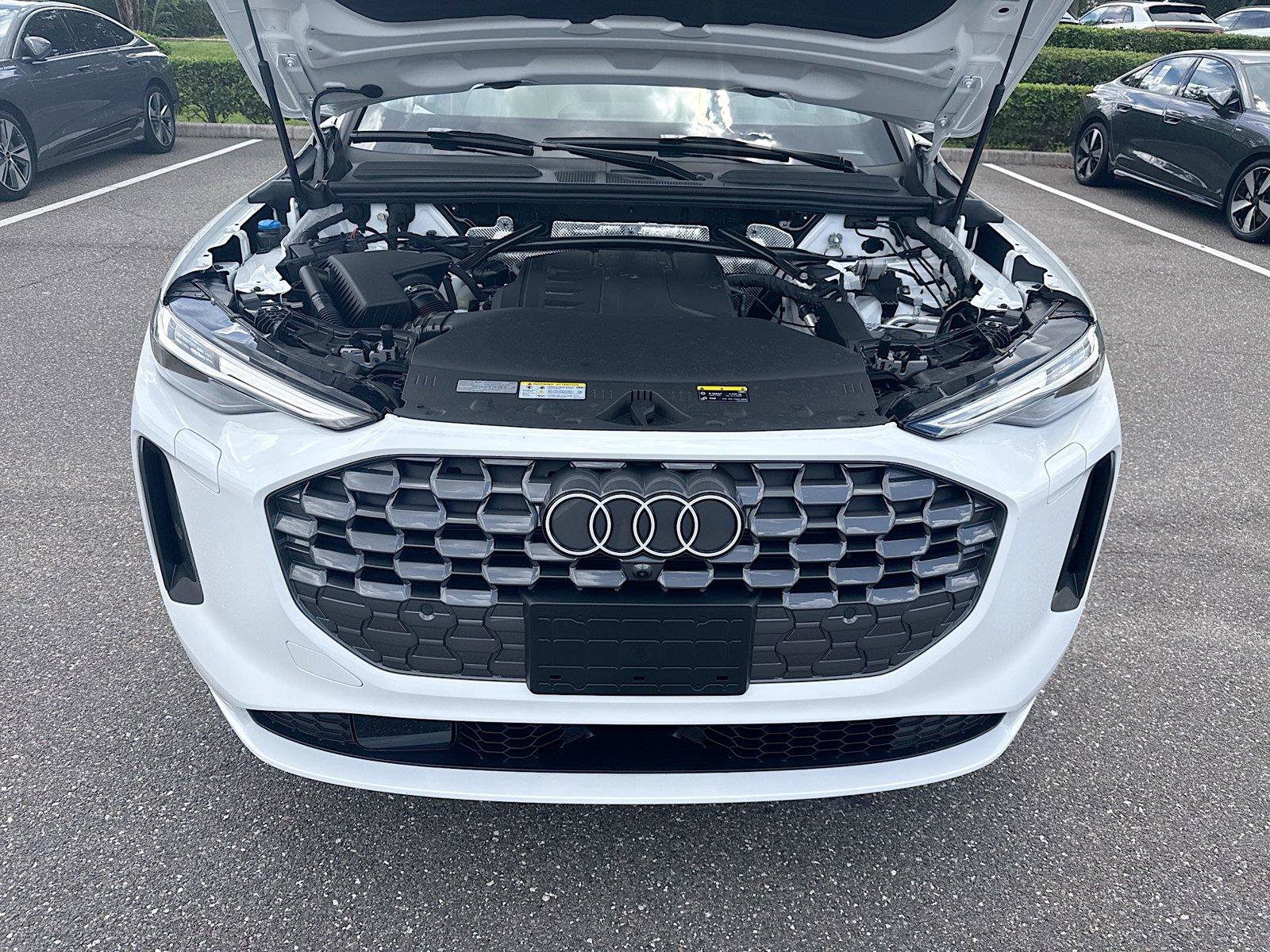 Certified 2025 Audi Q5 Premium AWD/4WD image 30