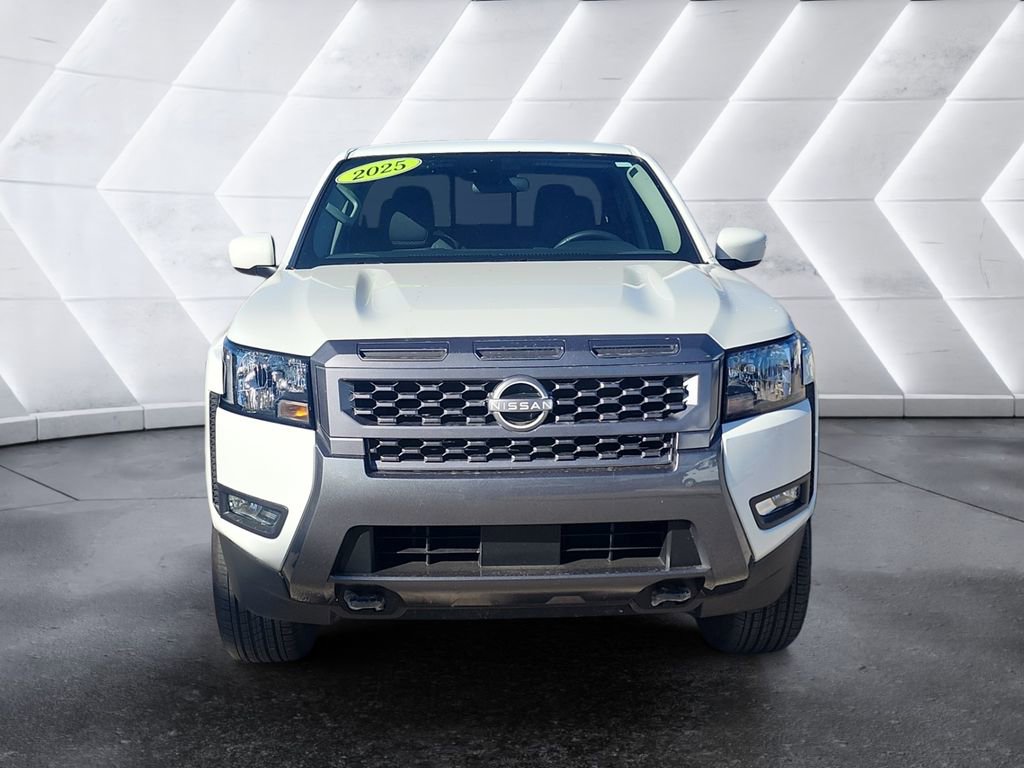 Used 2025 Nissan Frontier SV w/ SV Convenience Package image 2