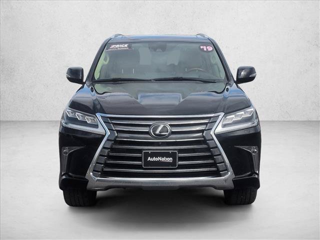 Used 2019 Lexus LX 570 4WD image 3