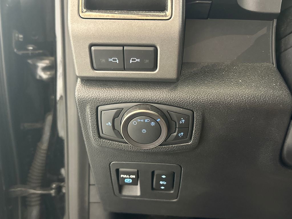 Used 2020 Ford F150 Raptor w/ Equipment Group 802A Luxury image 9