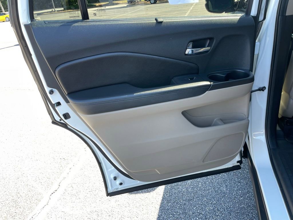 Used 2022 Honda Pilot Touring image 39
