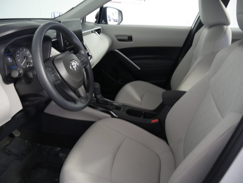 Used 2024 Toyota Corolla Cross L AWD/4WD image 15