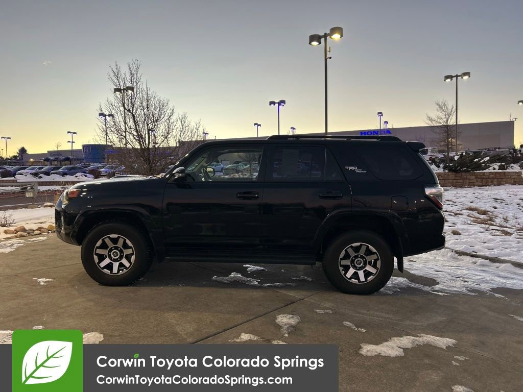 Used 2024 Toyota 4Runner TRD Off-Road Premium image 4