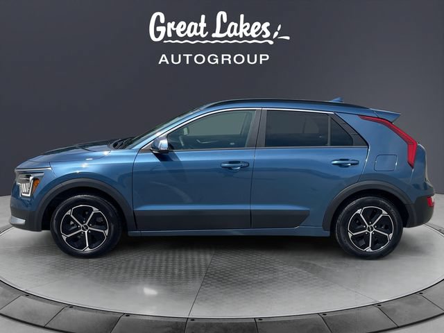 Used 2024 Kia Niro EX FWD image 2
