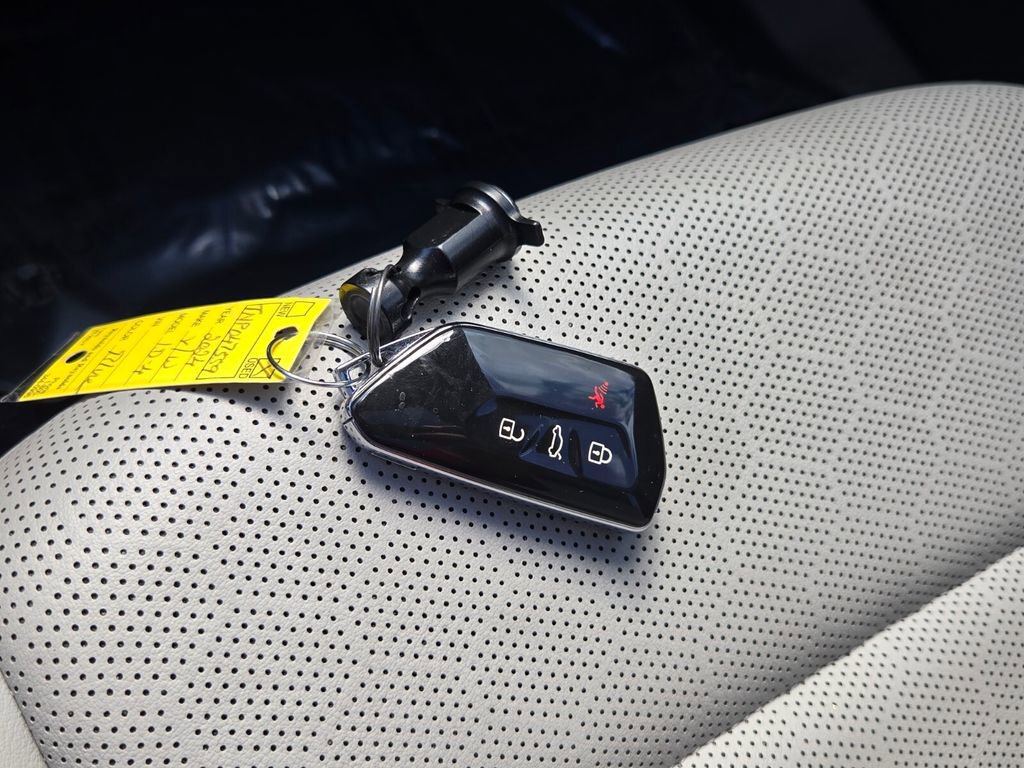 Used 2022 Volkswagen ID.4 Pro S image 21