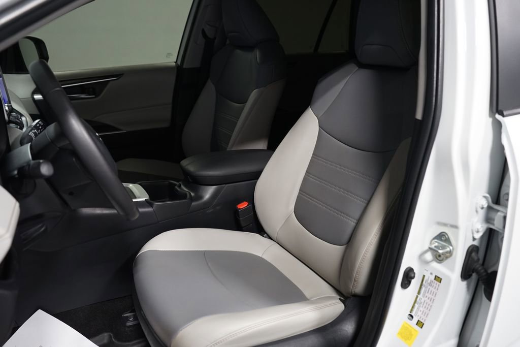 Certified 2024 Toyota RAV4 XLE Premium image 27