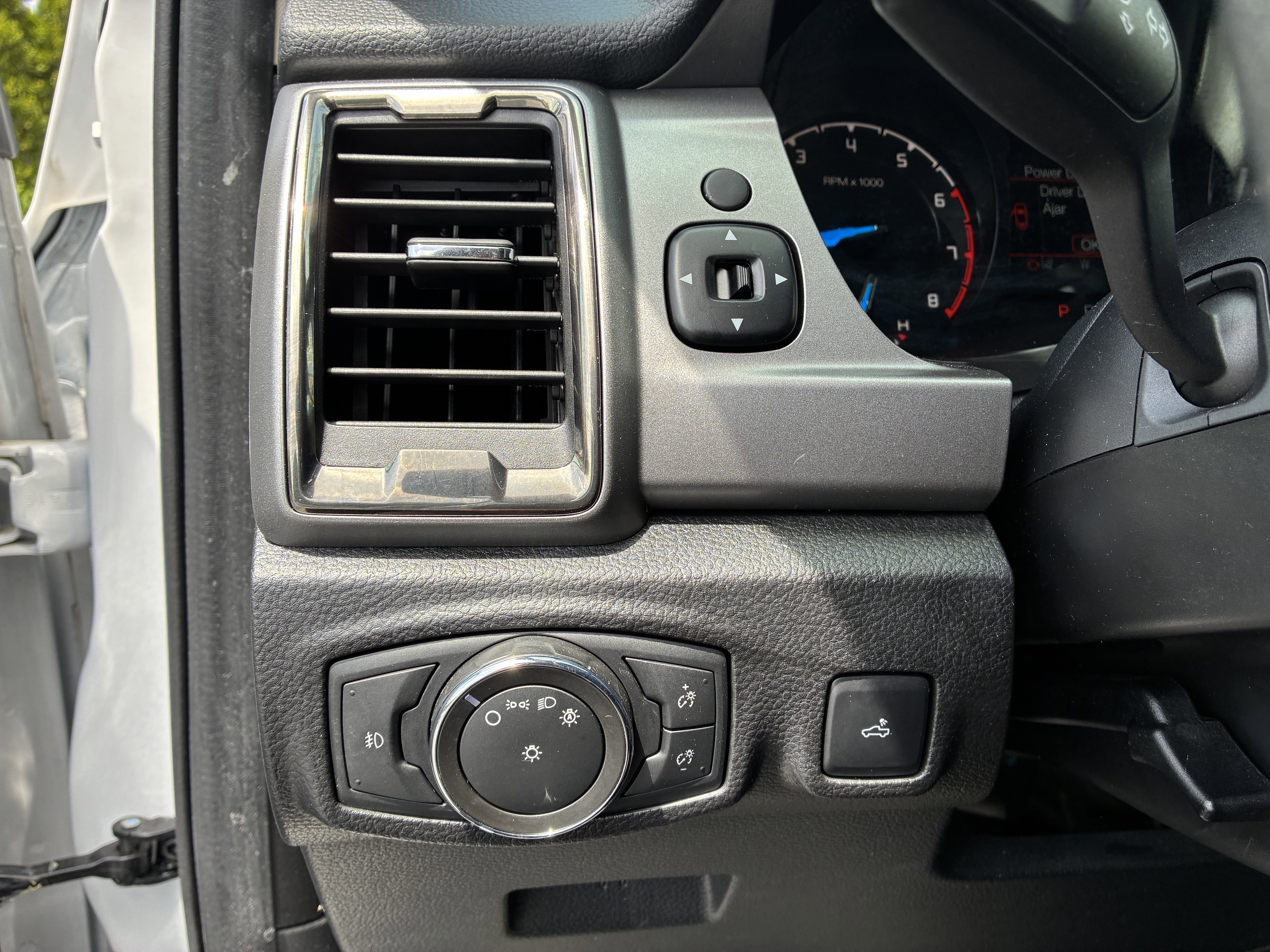 Used 2021 Ford Ranger XLT w/ Equipment Group 301A Mid RWD image 26