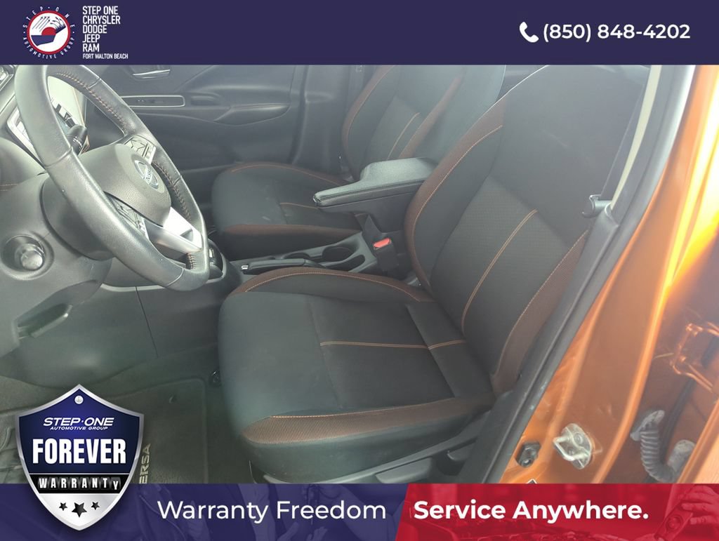 Used 2021 Nissan Versa SR FWD image 11