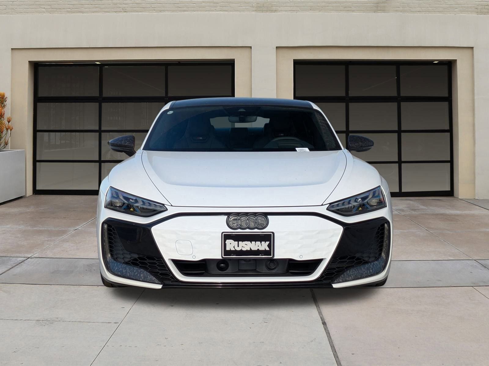 New 2026 Audi RS e-tron GT performance image 2