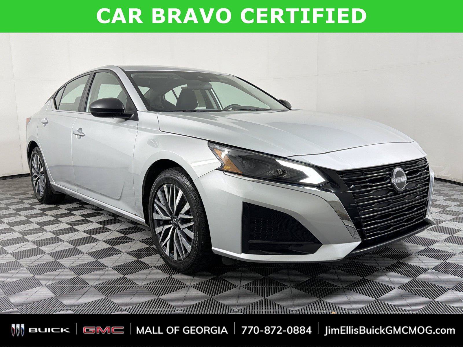 Used 2025 Nissan Altima 2.5 SV FWD image 1