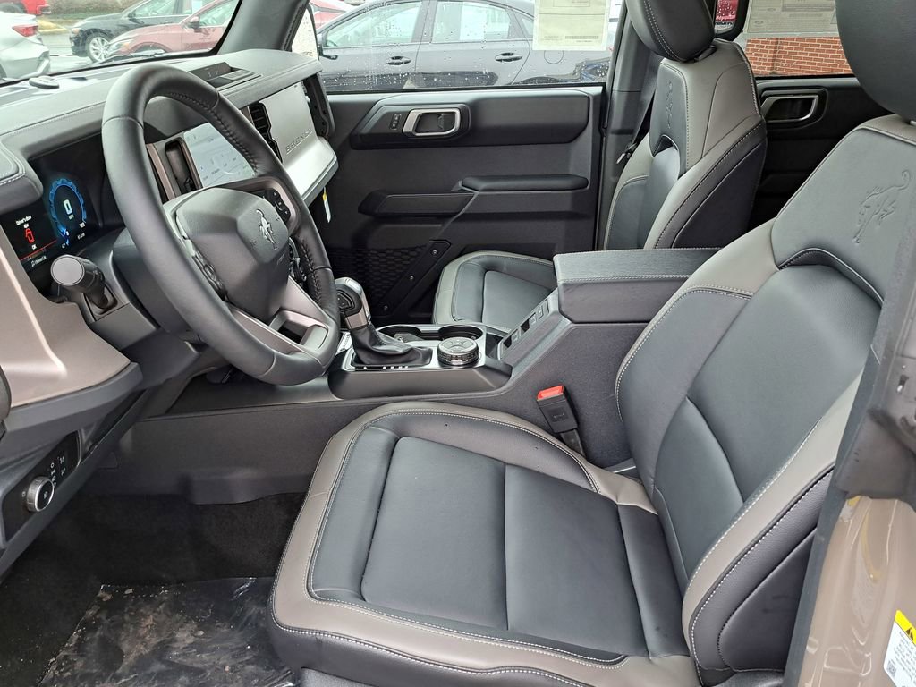 New 2026 Ford Bronco Outer Banks AWD/4WD image 10
