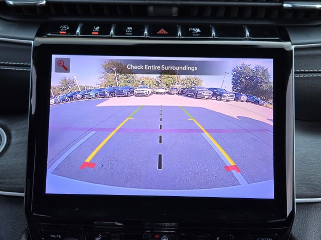Certified 2023 Jeep Grand Cherokee Limited AWD/4WD image 19