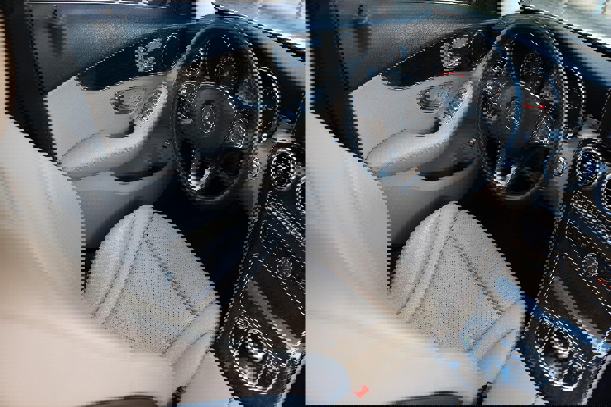 Used 2018 Mercedes-Benz C 300 Sedan w/ Premium Package image 25