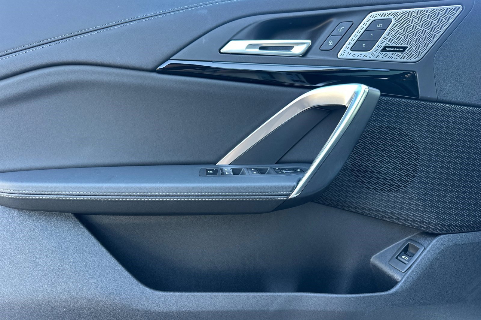 Used 2025 BMW X1 xDrive28i w/ Convenience Package image 12