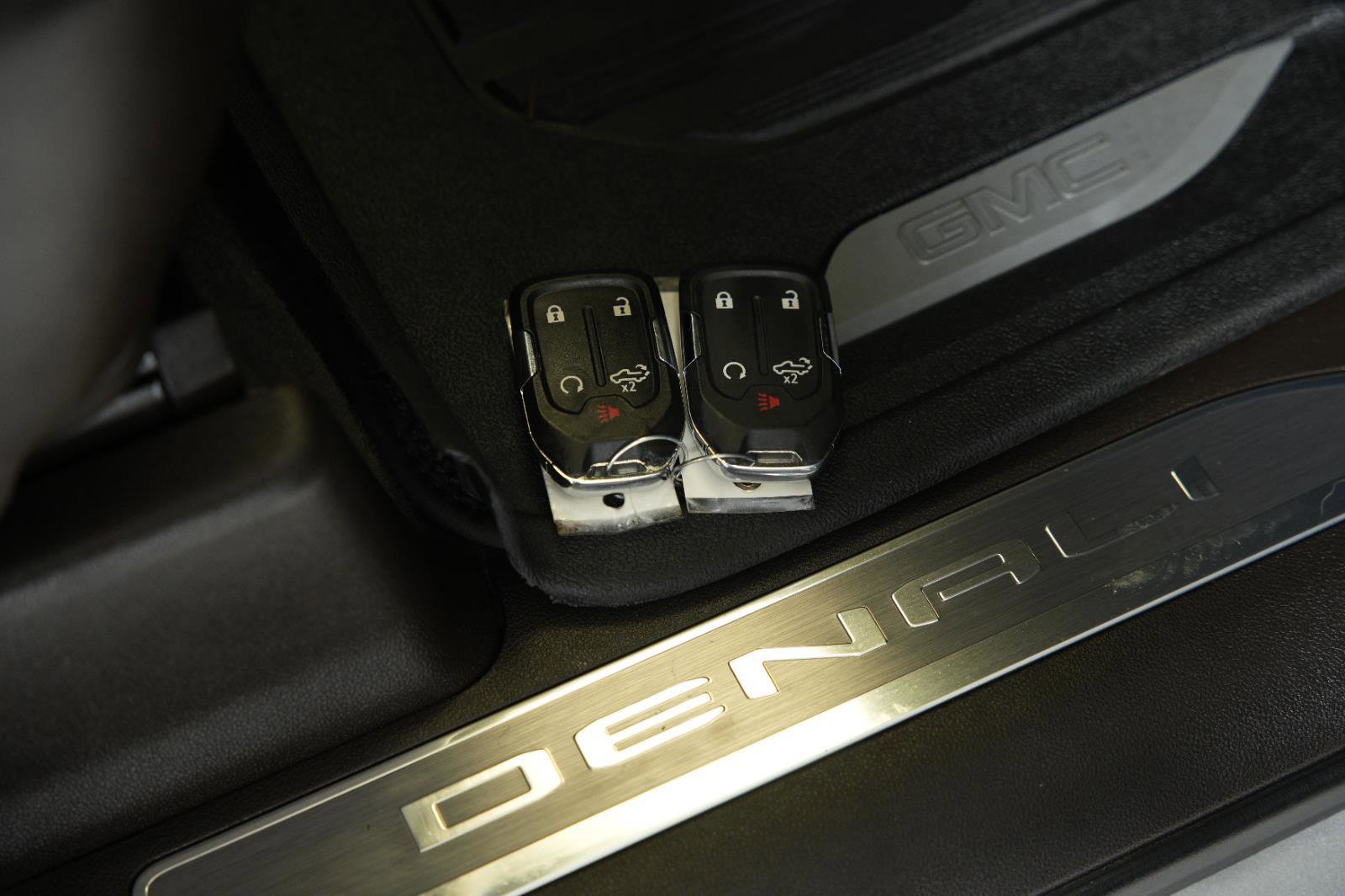 Used 2022 GMC Sierra 3500 Denali w/ Technology Package image 45