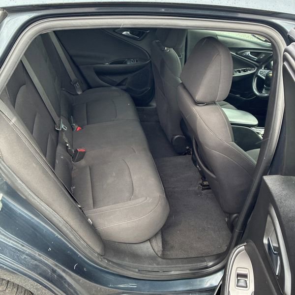 Used 2019 Chevrolet Malibu RS image 9