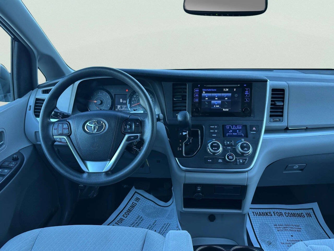 Used 2017 Toyota Sienna LE AWD/4WD image 20