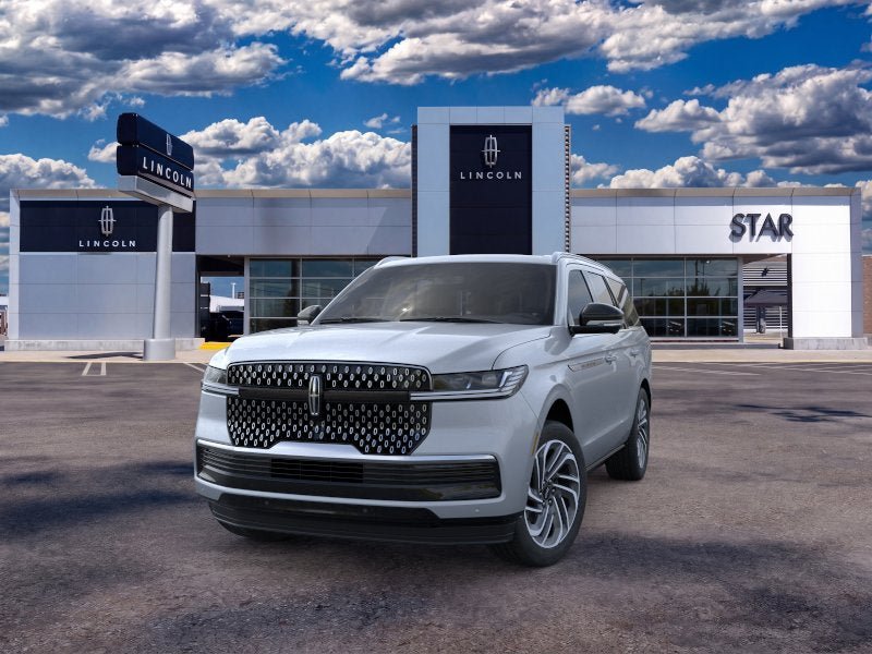New 2025 Lincoln Navigator Reserve AWD/4WD image 2